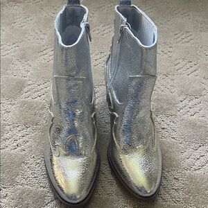 Western Shimmering Silver Boots